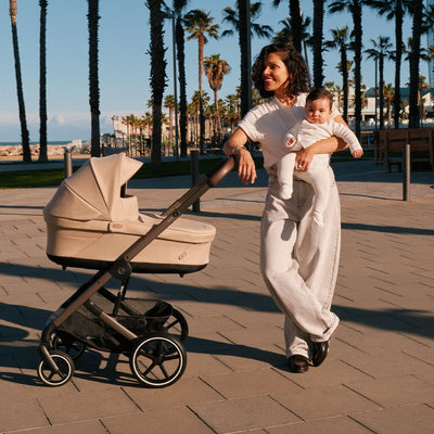 Carrinho De Bebê Cybex Balios S Lux Moon Black (Black Frame) - Travel System Completo